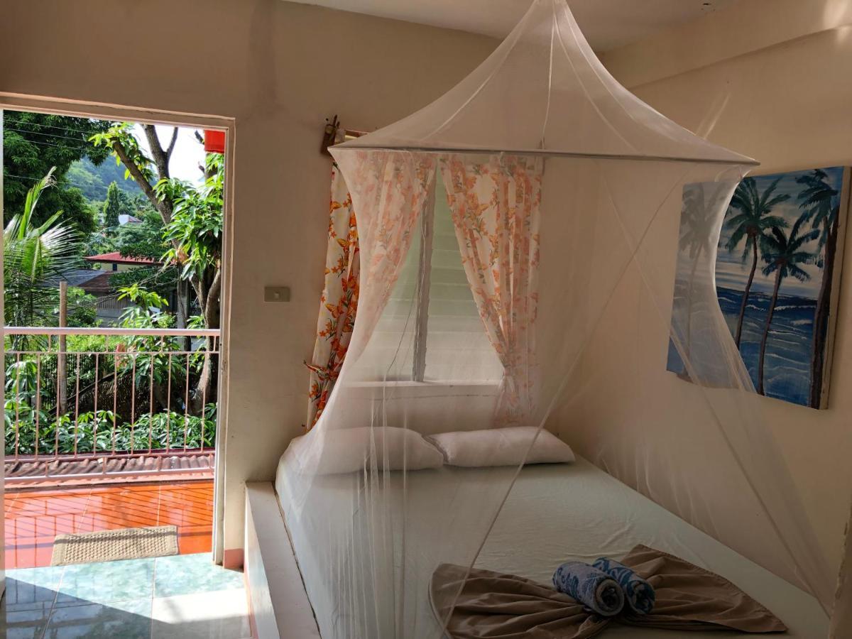 Puerto Galera Hostel Bagian luar foto