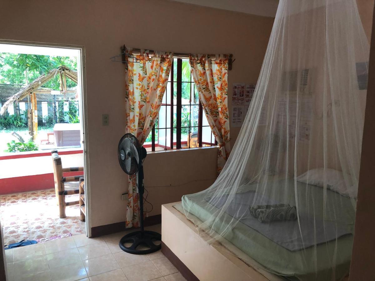 Puerto Galera Hostel Bagian luar foto